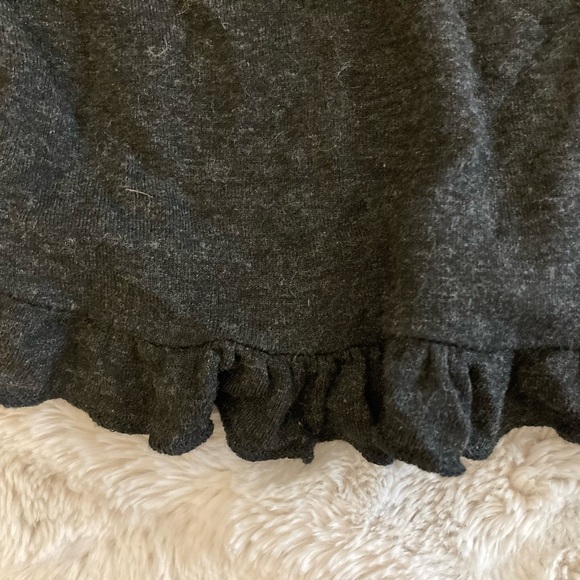 Never Worn BRANDY MELVILLE Black Ruffle Shorts, One Size - Picture 3 of 5